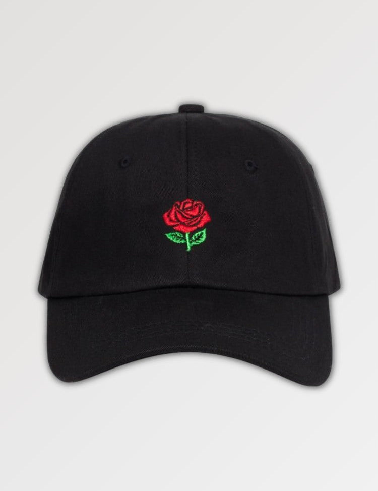 gorra con una rosa