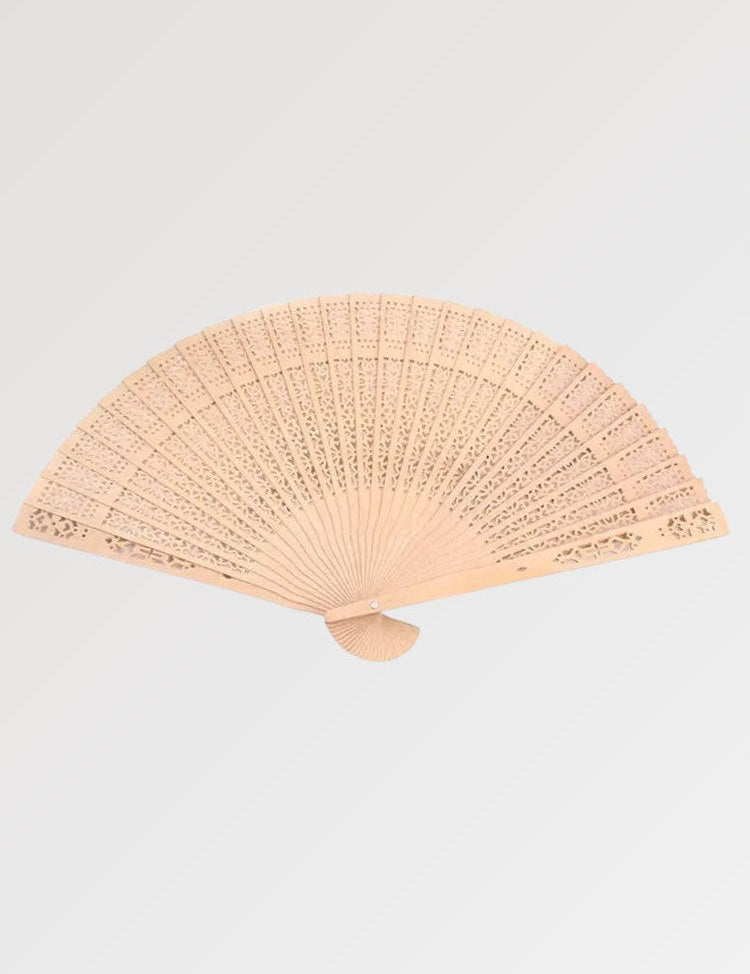 Abanico japonés de bambú de diseño tradicional