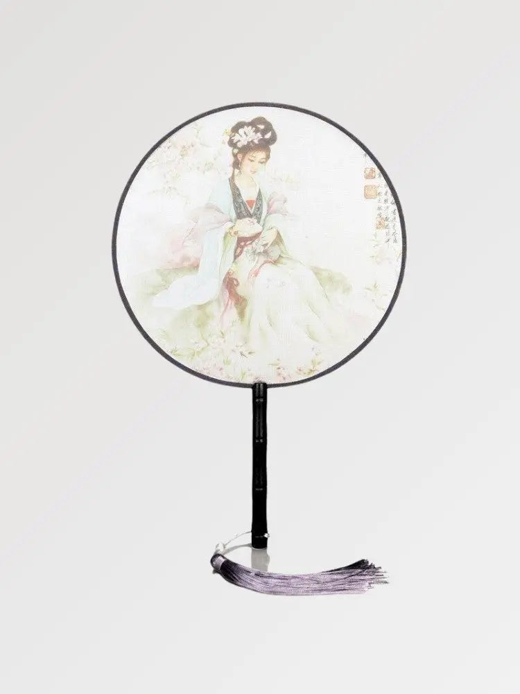 Abanico japonés uchiwa redondo Iwakura con una dama aristocrática en kimono clásico Ropa Japonesa
