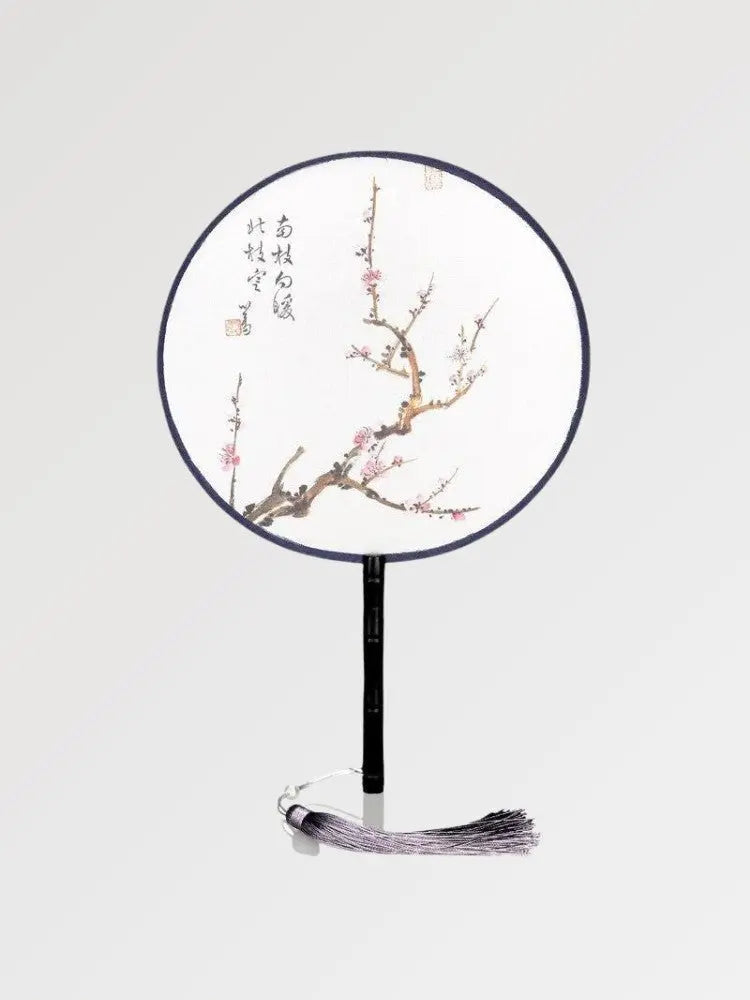 Abanico japonés uchiwa redondo Nagano blanco con un ciruelo en flores y caligrafía Ropa Japonesa