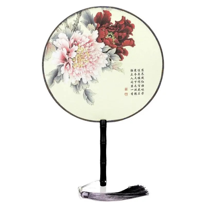 Abanico japonés uchiwa redondo Nisshin blanco con peonías rojas y rosas majestuosas Ropa Japonesa