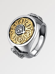 Anillo japonés vintage Rolla con mantra Om Mani Padme Hum en medallón dorado sobre plata Ropa Japonesa
