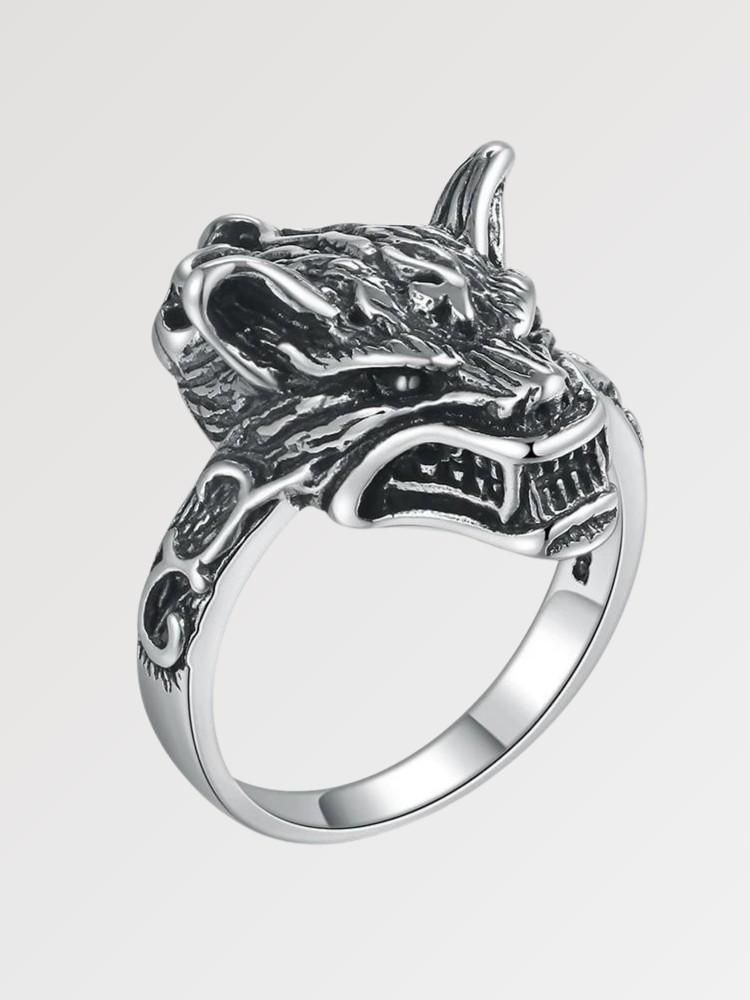 Anillo japonés lobo de plata Matsue con cabeza de lobo esculpida en relieve Ropa Japonesa