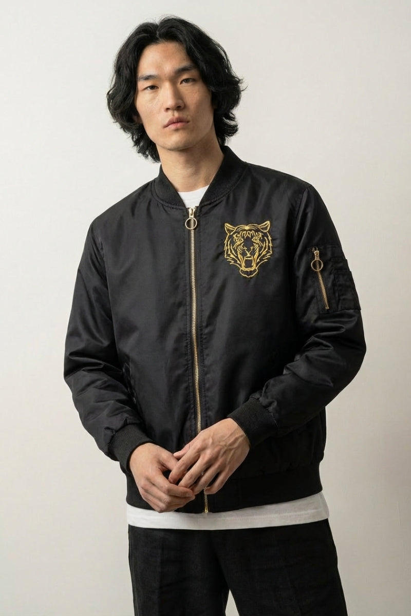 Cazadora bomber de aviador de piel Mythical Tiger vista trasera bordado poliéster cazadora souvenir sukajan streetwear japonés Ropa Japonesa