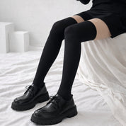 Calcetines japoneses Kurotsu altos negros opacos overknee escolar - Ropa Japonesa