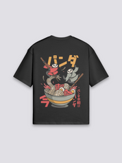 Camiseta ramen panda ninja negro estampado japonés oversize