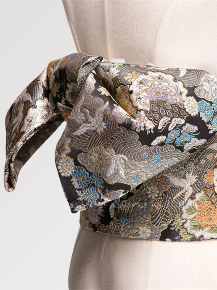 Cinturón obi de mujer Tachibana negro ceremonial de motivos florales tejidos Ropa Japonesa