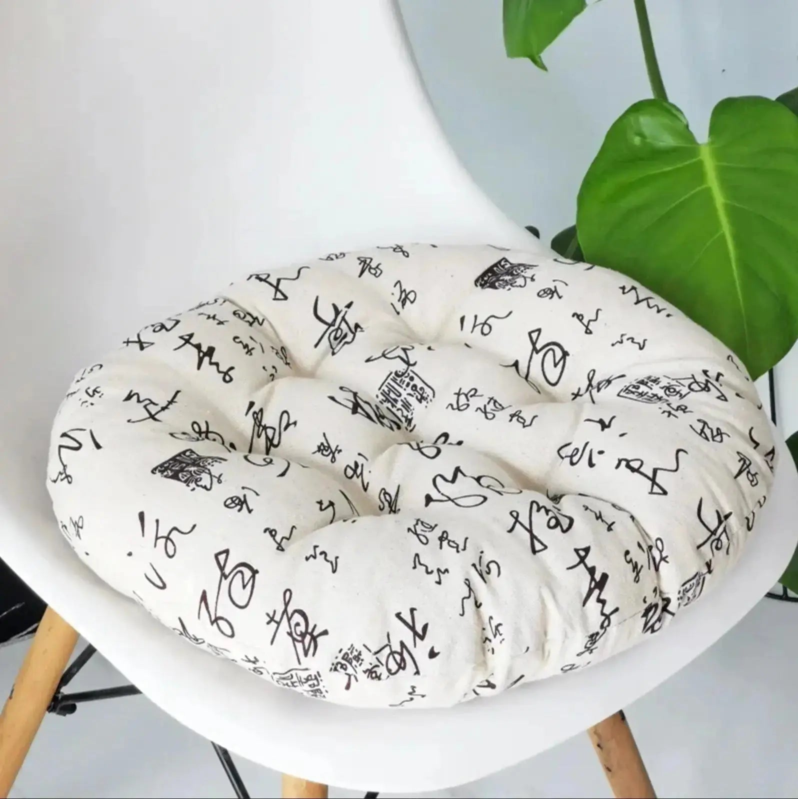 Cojín de tela japonesa Kiruto redondo zabuton con motivos textiles estampados algodón-lino Ropa Japonesa