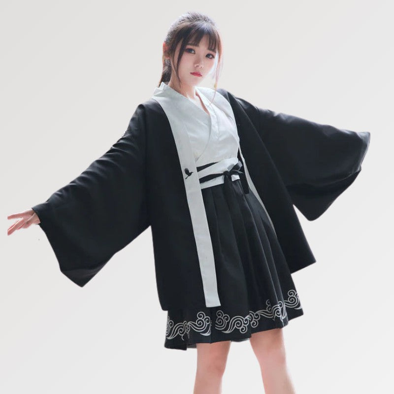 precioso vestido con su conjunto de kimono para mujer