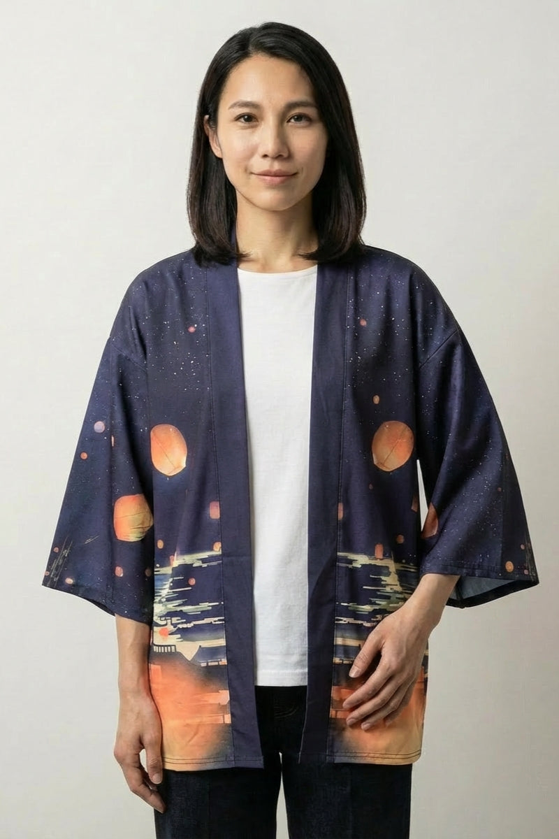 Chaqueta kimono furisode Shizuka azul marino estampado de un sol poniente naranja reflejado en el agua corte abierto streetwear japonés Ropa Japonesa