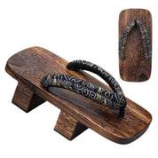 Geta japonesa Okazaki con hanao karakusa dorado sobre madera marrón Ropa Japonesa