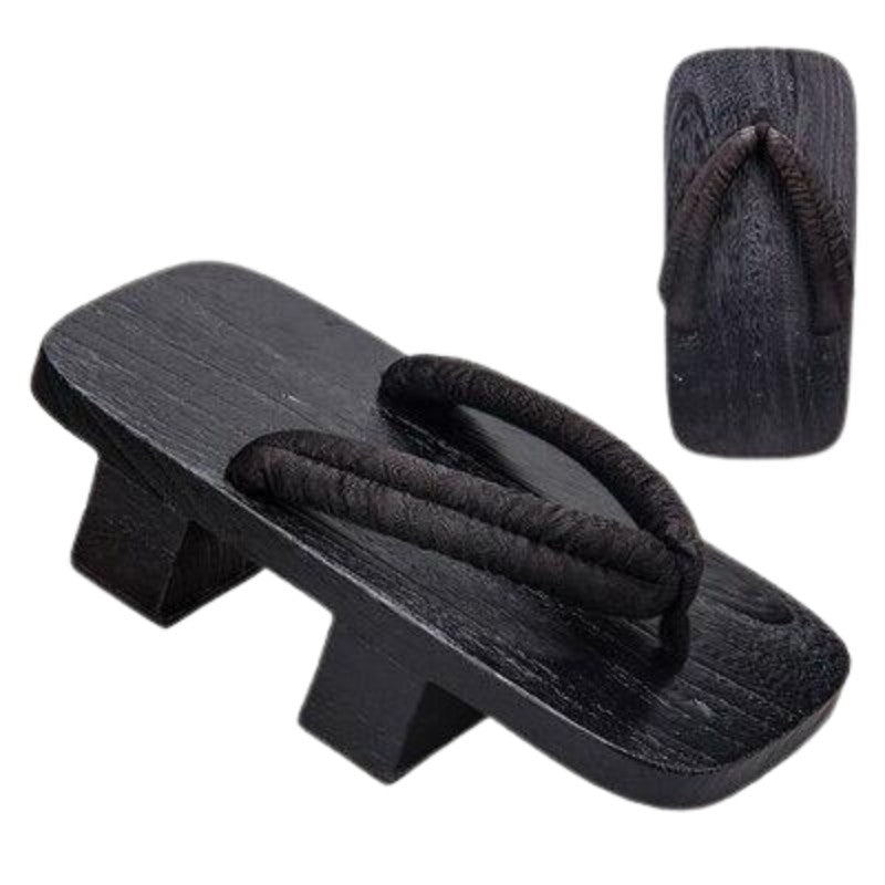 Geta japonesa Tsushima con hanao texturado marrón sobre madera negra yakisugi Ropa Japonesa