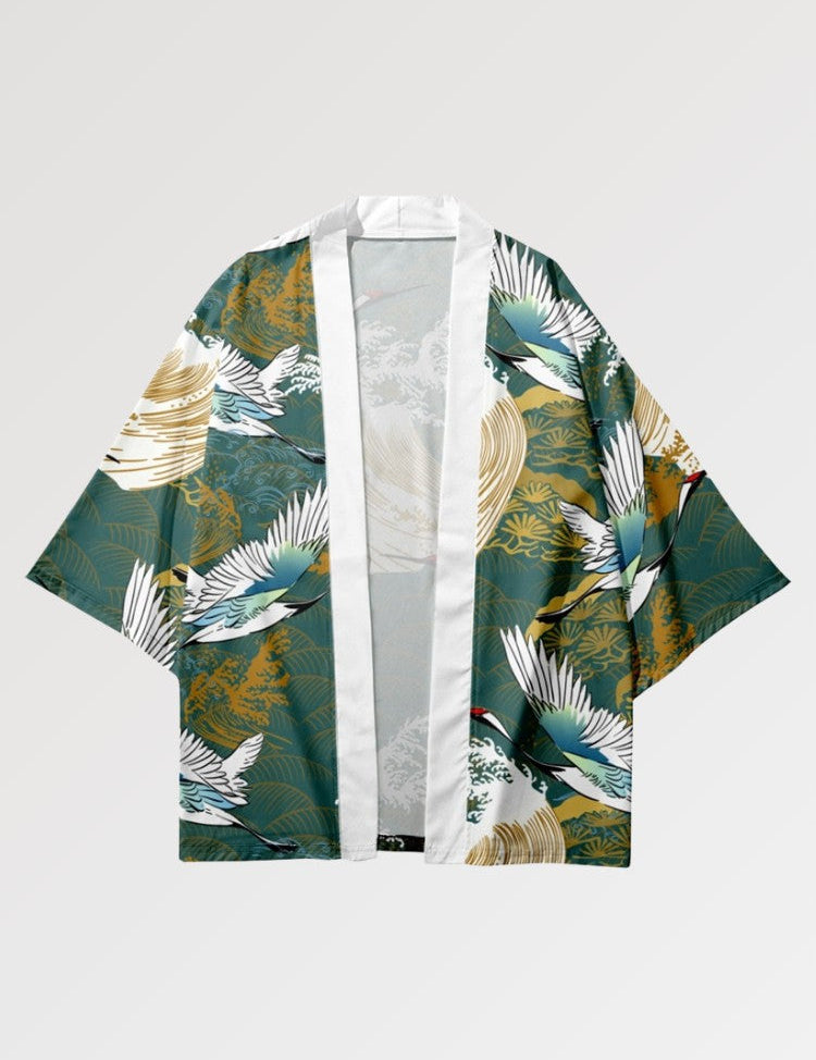 Una prenda haori que recuerda mucho al cárdigan kimono con motivos tradicionales