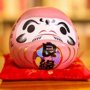 Hucha Daruma Rosa 'Amor' Kanji Ryōen - Ropa Japonesa