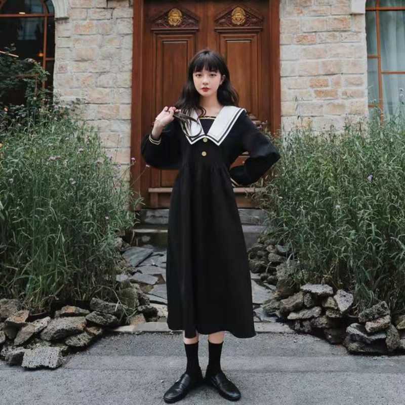 Vestido negro japonés