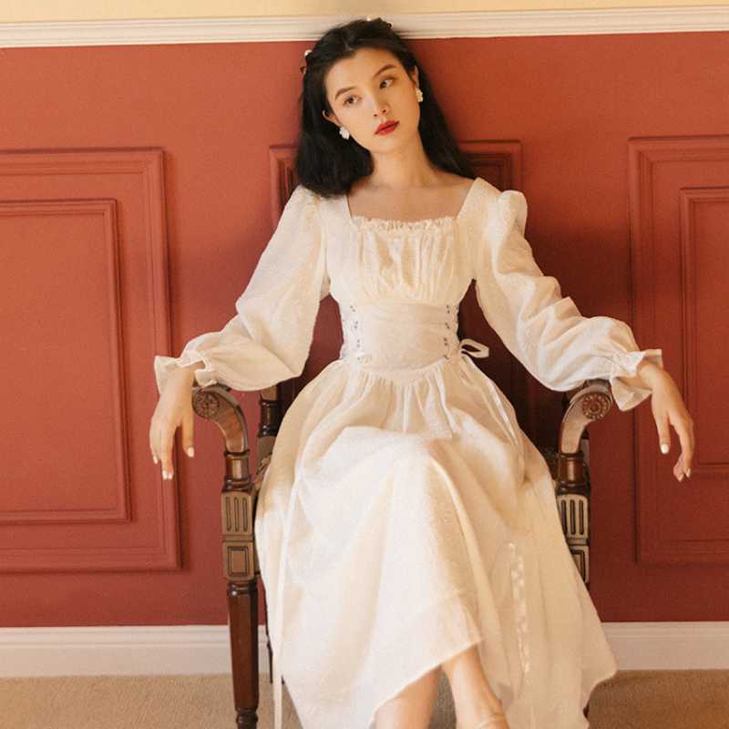 japanese-wedding-dress_2_02d5d5d9-9c08-4bee-b6bb-3466592bf675.jpg