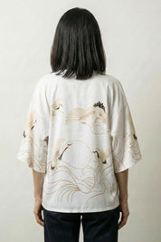 Kimono corto para mujer Setsuko blanco vista trasera grullas tsuru streetwear japonés Ropa Japonesa