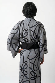 Kimono japonés antiguo Fudegaki gris trazos pincel caligrafía sumi-e negro algodón obi negro vista trasera mangas anchas estilo streetwear japonés Ropa Japonesa