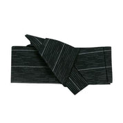 Cinturón obi de hombre Hikoma negro de bandas grises geométricas kakuobi Ropa Japonesa