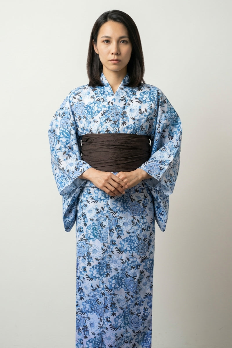 Kimono japonés índigo Aiko blanco motivo floral índigo azul pálido estilo sometsuke porcelana obi marrón algodón talla única Ropa Japonesa