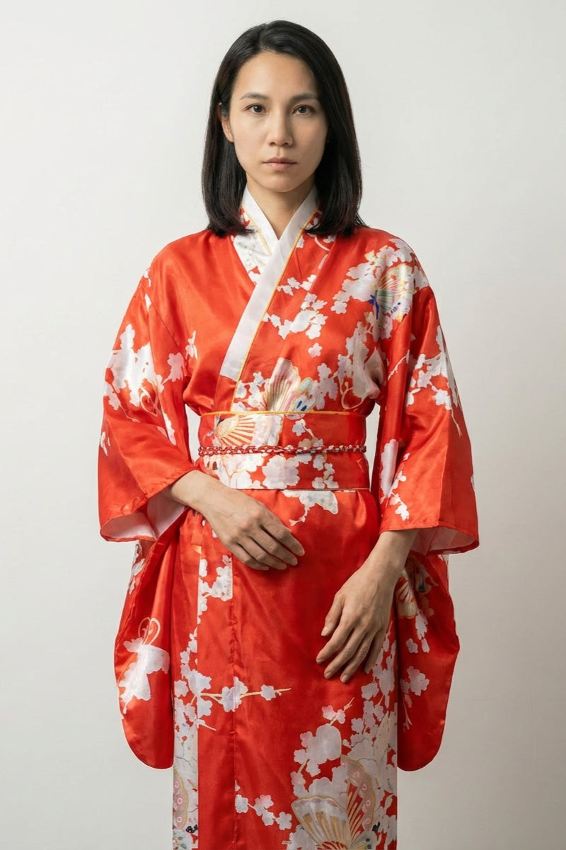 Kimono rojo sensu Hinode bermellón satinado abanicos sensu plegados sakura blanco obi talla única estilo streetwear japonés Ropa Japonesa
