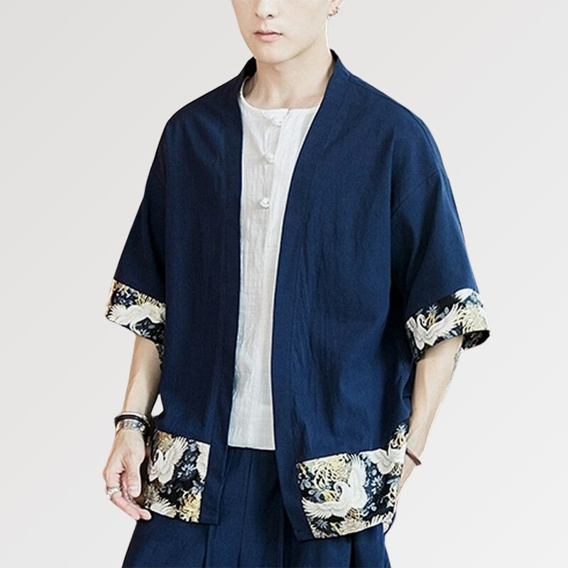 Elegante camisa estilo kimono para hombre con motivos tradicionales