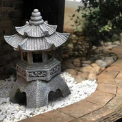 Farol japonés de jardín Midori pagoda multipiso tahōtō de piedra verde con LED Ropa Japonesa