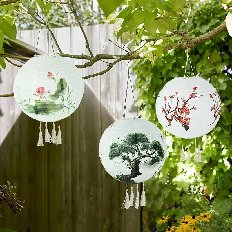 Linterna japonesa de papel Katori esférica pintada a mano al sumi-e con borla Ropa Japonesa