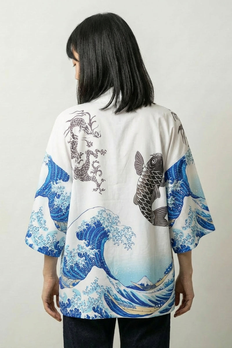 Chaqueta kimono para mujer Kanagawa blanca vista trasera gran ola Hokusai carpa koi streetwear japonés Ropa Japonesa