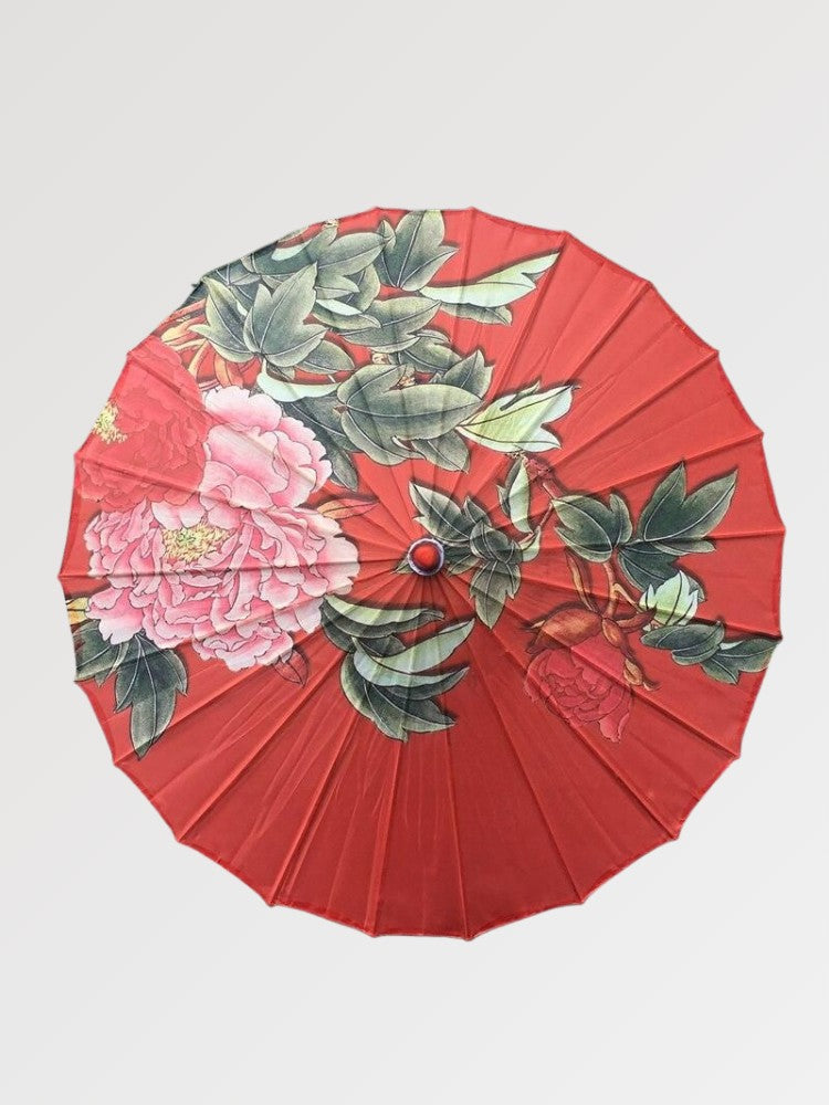 Paraguas japonés wagasa Aka rojo con peonías rosas y ramas frondosas sobre papel washi Ropa Japonesa