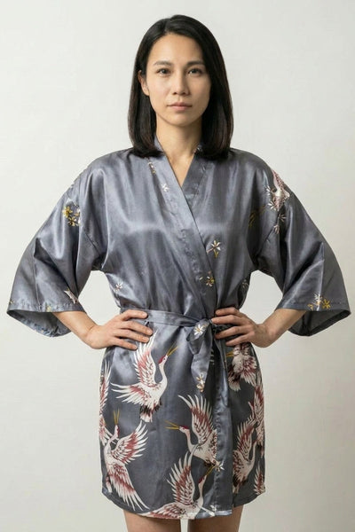 Pijama Japonés Gris Estilo Kimono