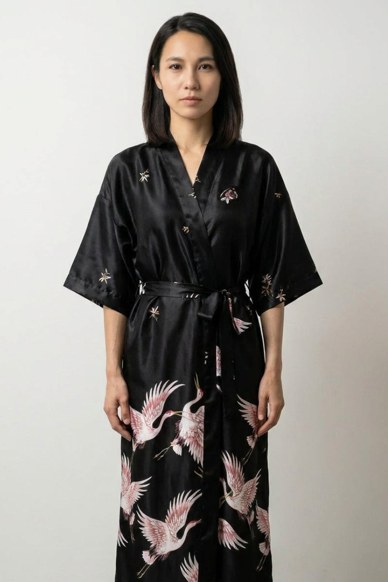 Pijama japonés largo tipo kimono negro con flores para mujer - Ropa Japonesa
