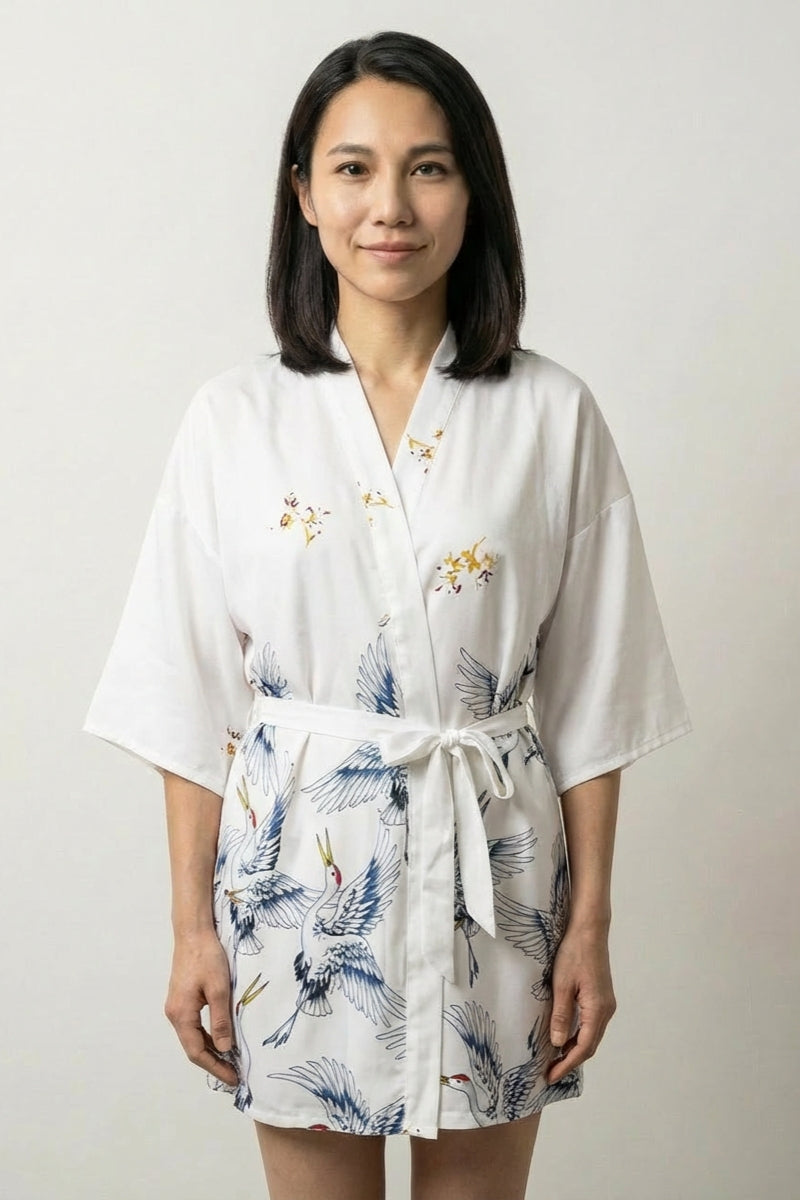 Pijama japonés corto estilo kimono blanco floral para mujer - Ropa Japonesa