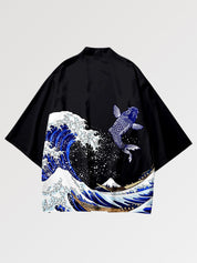 La gran ola, famosa obra de Hokusai, frente a Kanagawa representada en nuestro kimono haori con suaves colores